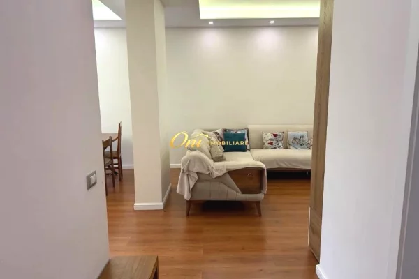 Shtepi me qera Apartament ne Tirane, 2+1, Mobilimi E mobiluar, Pagesa 75,000  Leke.