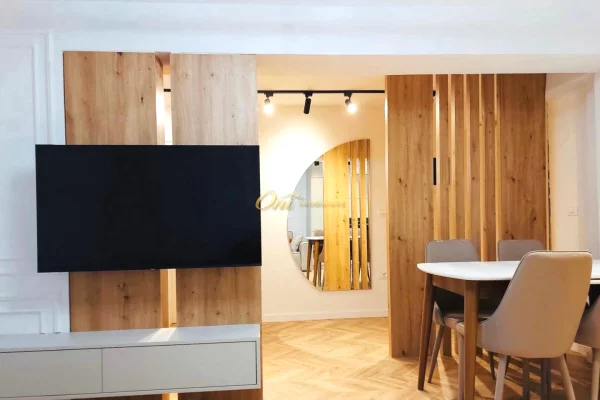 Shtepi me qera Apartament ne Tirane, 2+1, Mobilimi E mobiluar, Pagesa 70,000  Leke.