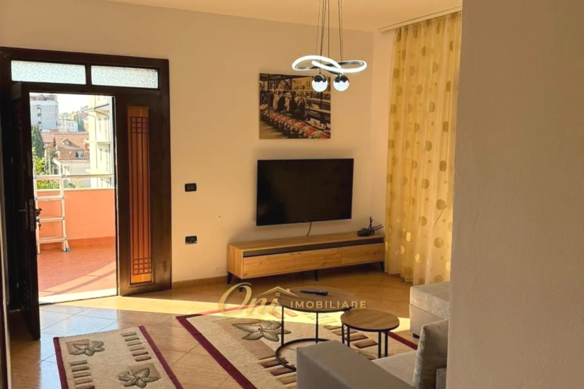 Shtepi me qera Apartament ne Tirane, 2+1, Mobilimi E mobiluar, Pagesa 60,000  Leke.