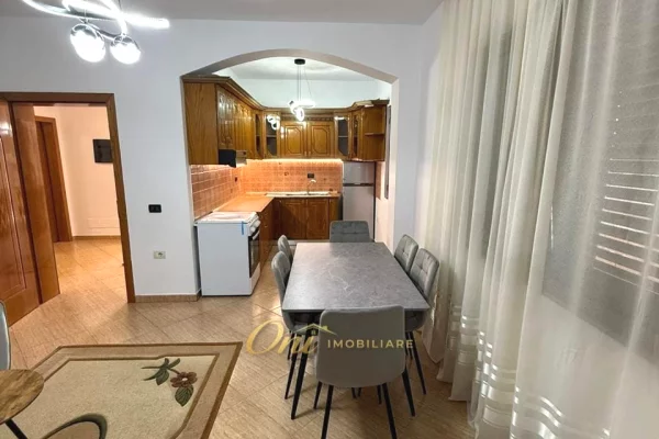 Shtepi me qera Apartament ne Tirane, 2+1, Mobilimi E mobiluar, Pagesa 60,000  Leke.
