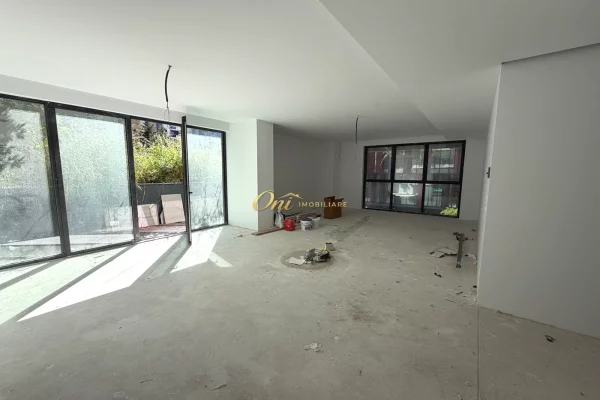 Ambient biznesi me qera 3+1 ne Tirane - 30 Euro