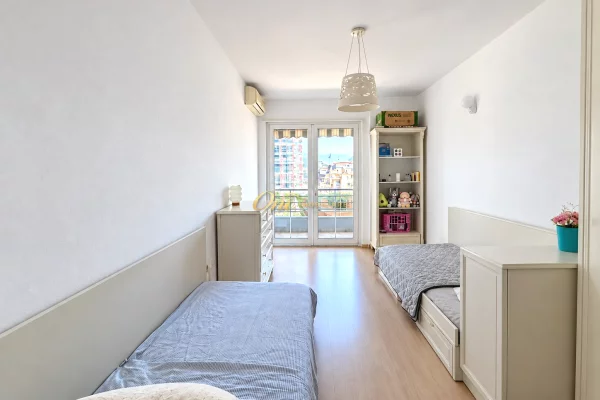 Shtepi me qera Apartament ne Tirane, 2+1, Mobilimi E mobiluar, Pagesa 80,000  Leke.