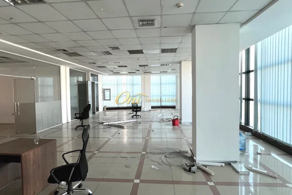 KOMUNA E PARISIT AMBIENT ZYRE PER QERA 