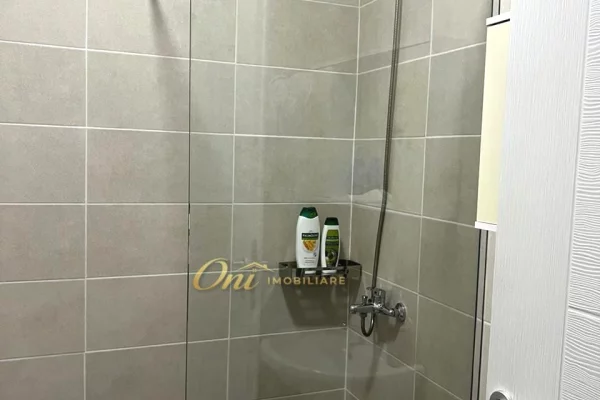 Shtepi me qera Apartament ne Tirane, 1+1, Mobilimi E mobiluar, Pagesa 50,000  Leke.