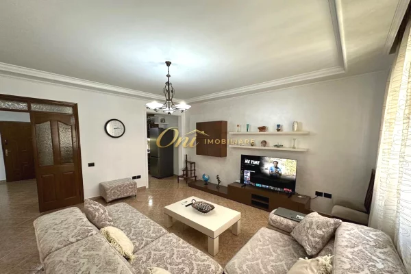 MYSLYM SHYRI APARTAMENT PER QERA 2+1+2