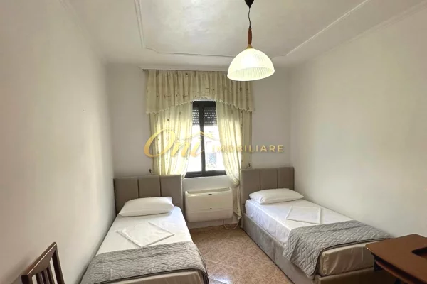 Shtepi me qera Apartament ne Tirane, 2+1, Mobilimi E mobiluar, Pagesa 100,000  Leke.