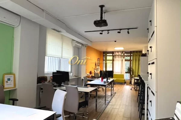 Ambient biznesi ne shitje 1+1 ne Tirane - 330,000 Euro