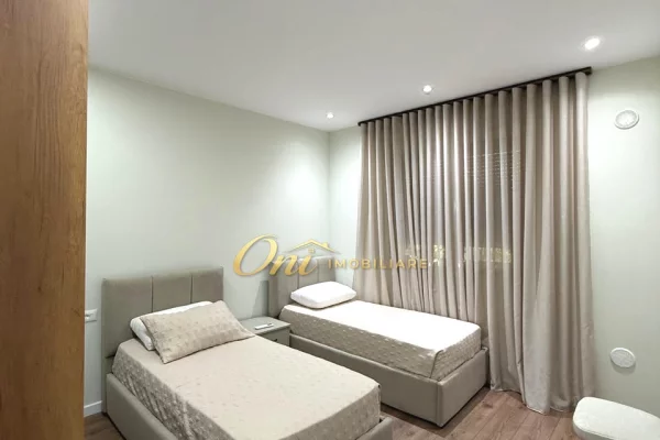 Shtepi me qera Apartament ne Tirane, 2+1, Mobilimi E mobiluar, Pagesa 1,100  Euro.