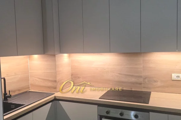 Shtepi me qera Apartament ne Tirane, 2+1, Mobilimi E mobiluar, Pagesa 55,000  Leke.