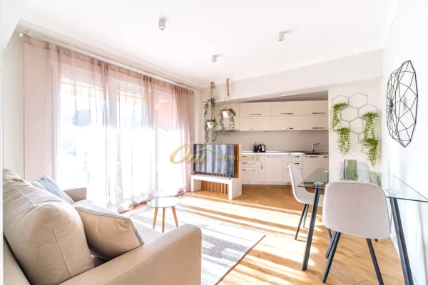 QENDER APARTAMENT PER QERA 2+1