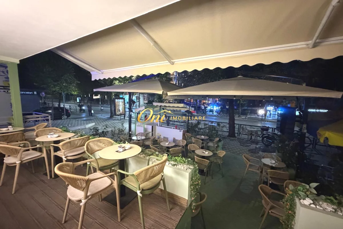 RRUGA E DURRESIT; SHITET BIZNES BAR LOUNGE 