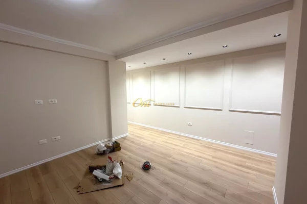 Shtepi me qera Apartament ne Tirane, 2+1, Mobilimi Bosh, pa mobiluar, Pagesa 35,000  Leke.