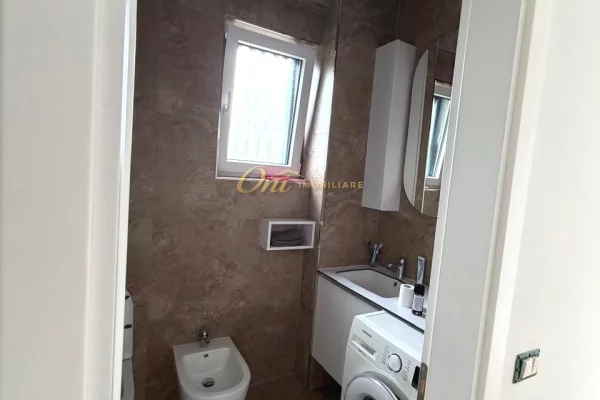 Shtepi me qera Apartament ne Tirane, 1+1, Mobilimi E mobiluar, Pagesa 80,000  Leke.
