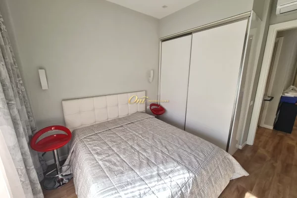 Shtepi ne shitje Apartament ne Tirane, 3+1, Mobilimi E mobiluar, Pagesa 450,000  Euro.