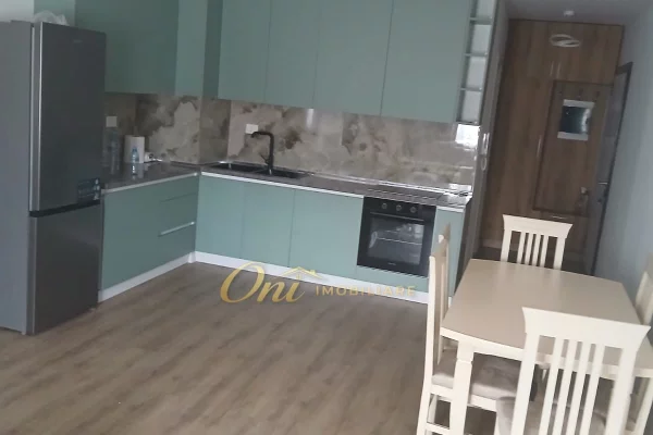Shtepi me qera Apartament ne Tirane, 2+1, Mobilimi E mobiluar, Pagesa 60,000  Leke.