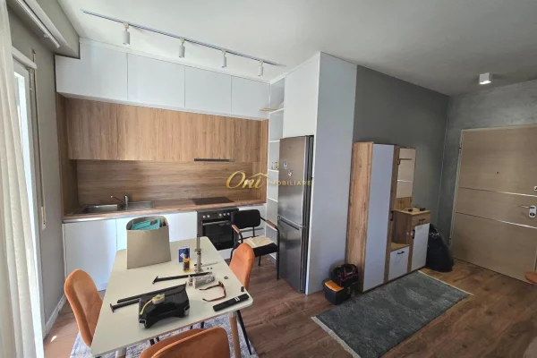 Shtepi me qera Apartament ne Tirane, 1+1, Mobilimi E mobiluar, Pagesa 70,000  Leke.