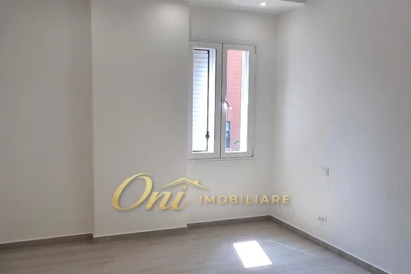 RRUGA SAMI FRASHERI AMBIENT ZYRE PER QERA