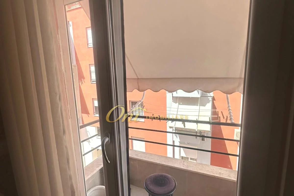 Shtepi me qera Apartament ne Tirane, 2+1, Mobilimi E mobiluar, Pagesa 60,000  Leke.