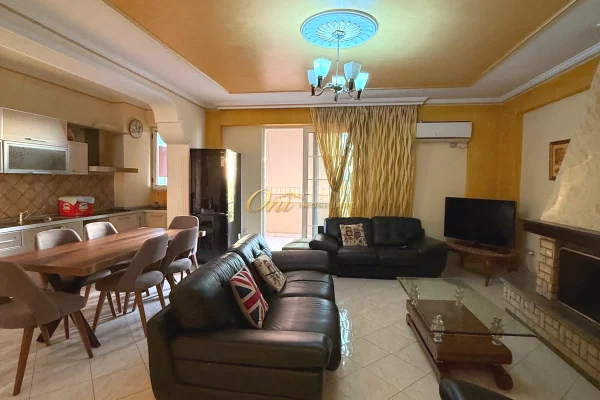 KOMUNA E PARISIT APARTAMENT PER QERA 3+1