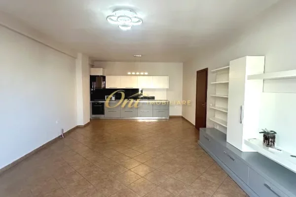 MISTO MAME APARTAMENT PER SHITJE 2+1