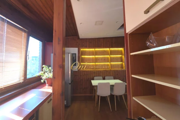 Shtepi me qera Apartament ne Tirane, 2+1, Mobilimi E mobiluar, Pagesa 80,000  Leke.