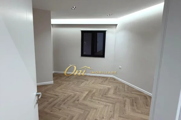 ASTIR AMBIENT ZYRE PER QERA