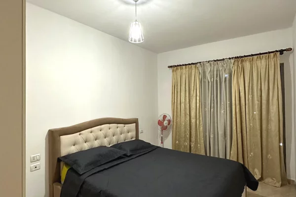 Shtepi me qera Apartament ne Tirane, 1+1, Mobilimi E mobiluar, Pagesa 45,000  Leke.