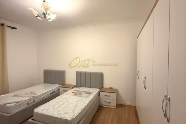 Shtepi me qera Apartament ne Tirane, 2+1, Mobilimi E mobiluar, Pagesa 55,000  Leke.