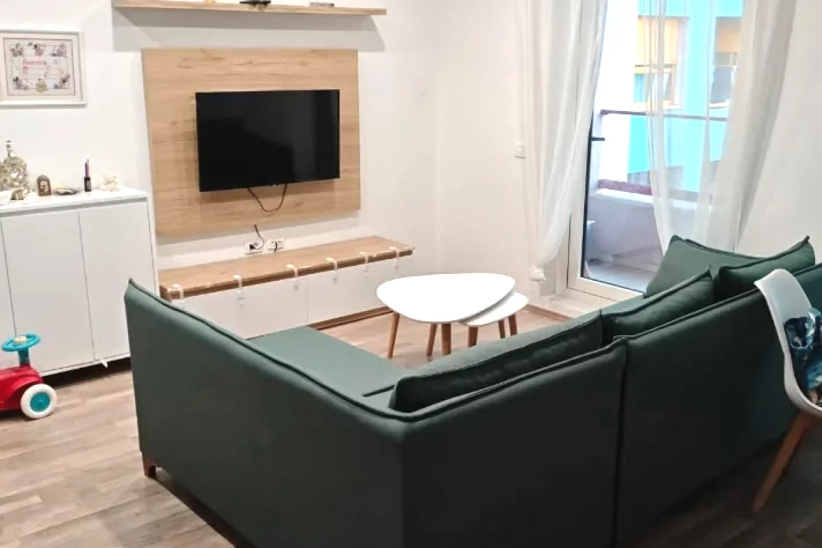 Shtepi me qera Apartament ne Tirane, 1+1, Mobilimi E mobiluar, Pagesa 45,000  Leke.