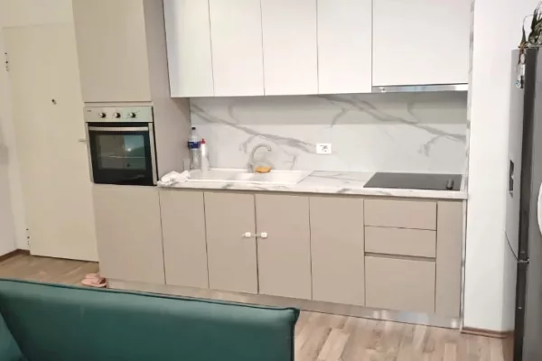 Shtepi me qera Apartament ne Tirane, 1+1, Mobilimi E mobiluar, Pagesa 45,000  Leke.