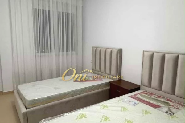 Shtepi me qera Apartament ne Tirane, 2+1, Mobilimi E mobiluar, Pagesa 65,000  Leke.