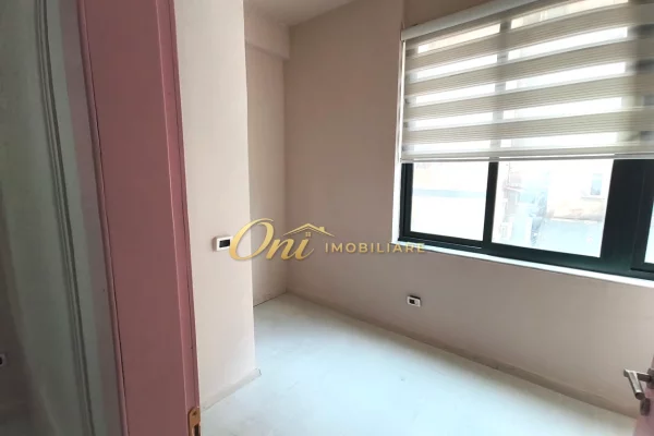 MYSLYM SHYRI AMBIENT BIZNESI PER QERA