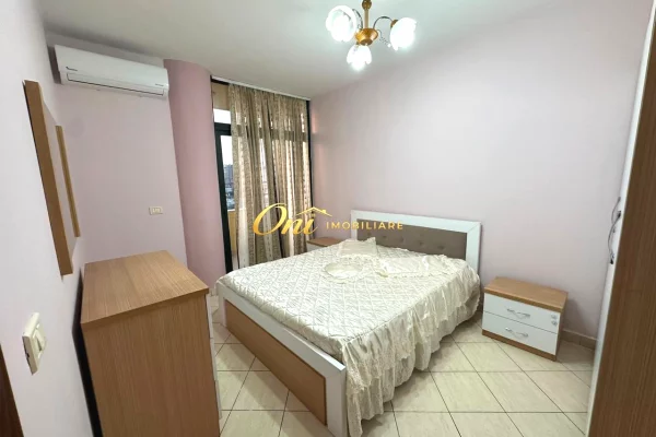 Shtepi ne shitje Apartament ne Tirane, 1+1, Mobilimi E mobiluar, Pagesa 184,000  Euro.