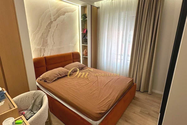 Shtepi me qera Apartament ne Tirane, 2+1, Mobilimi E mobiluar, Pagesa 60,000  Leke.