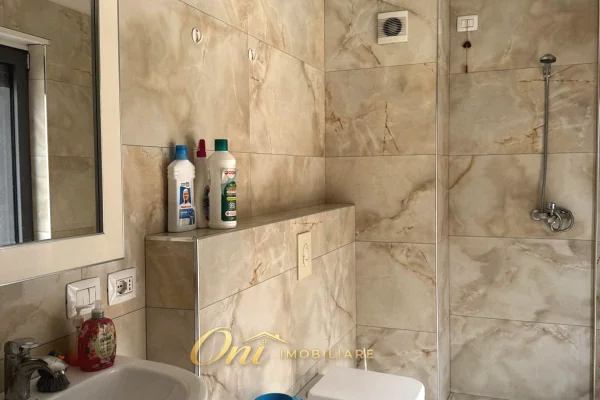 Shtepi me qera Apartament ne Tirane, 1+1, Mobilimi E mobiluar, Pagesa 70,000  Leke.