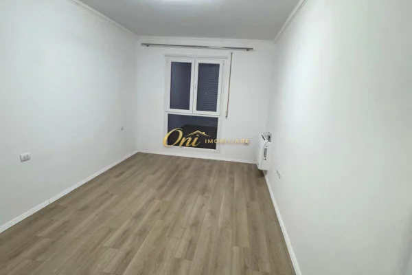 Shtepi me qera 3+1 ne Tirane - 50,000 Leke