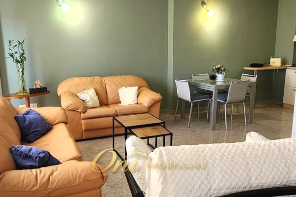 PAZARI I RI APARTAMENT PER QERA 1+1