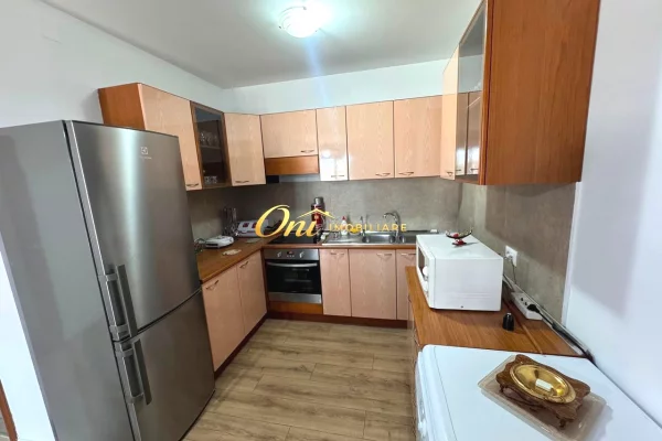 Shtepi me qera Apartament ne Tirane, 2+1, Mobilimi E mobiluar, Pagesa 800  Euro.