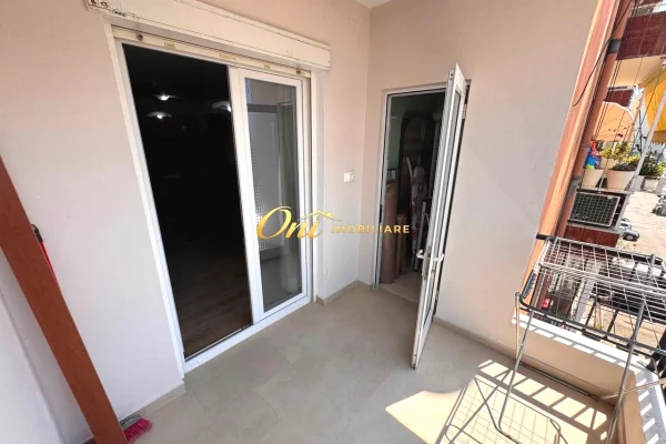 Shtepi me qera Apartament ne Tirane, 2+1, Mobilimi E mobiluar, Pagesa 800  Euro.