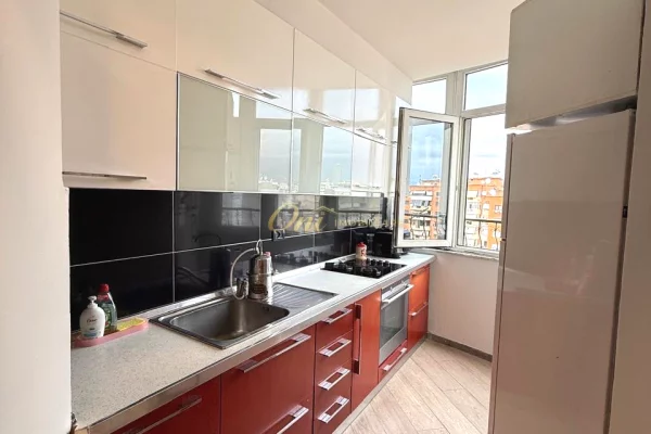 Shtepi ne shitje Apartament ne Tirane, 2+1, Mobilimi E mobiluar, Pagesa 24,500,000  Leke.