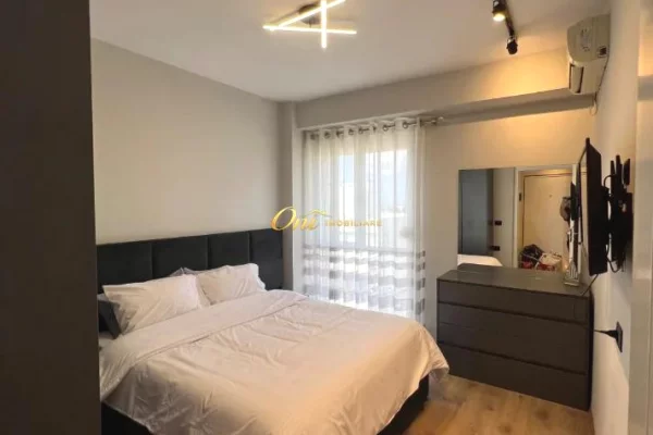 Shtepi me qera Apartament ne Tirane, 1+1, Mobilimi E mobiluar, Pagesa 60,000  Leke.