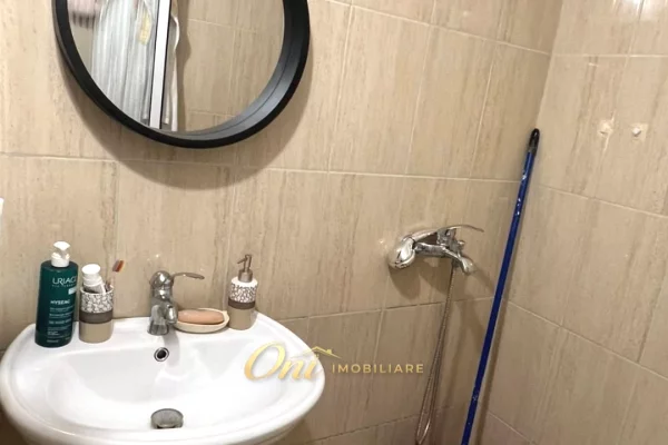 Shtepi me qera Apartament ne Tirane, 1+1, Mobilimi E mobiluar, Pagesa 400  Euro.