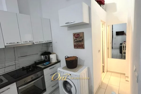 Shtepi me qera Apartament ne Tirane, 1+1, Mobilimi E mobiluar, Pagesa 400  Euro.