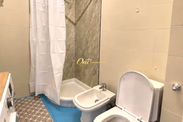 Shtepi me qera Apartament ne Tirane, 1+1, Mobilimi E mobiluar, Pagesa 70,000  Leke.