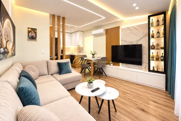 Shtepi me qera 2+1 ne Tirane - 1,000 Euro