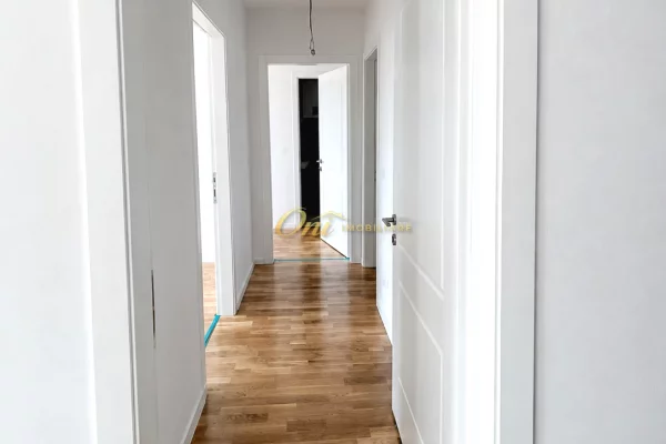LIQENI ARTIFICIAL AMBIENT ZYRE PER QERA 