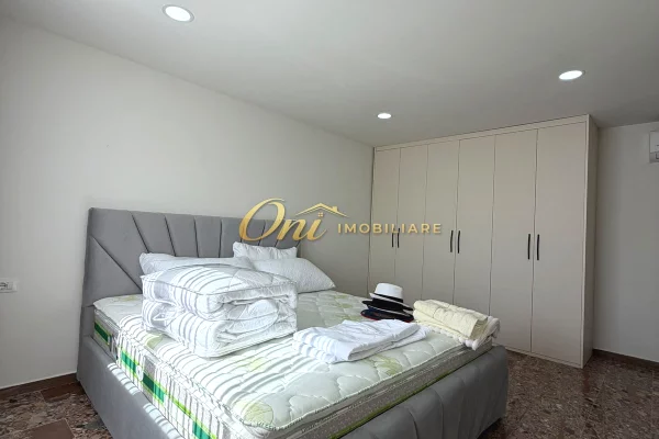 Shtepi me qera Apartament ne Tirane, 1+1, Mobilimi E mobiluar, Pagesa 500  Euro.