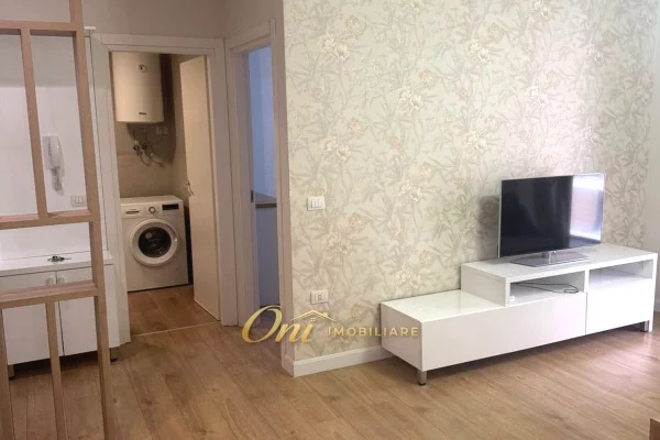 Shtepi me qera Apartament ne Tirane, 1+1, Mobilimi E mobiluar, Pagesa 60,000  Leke.