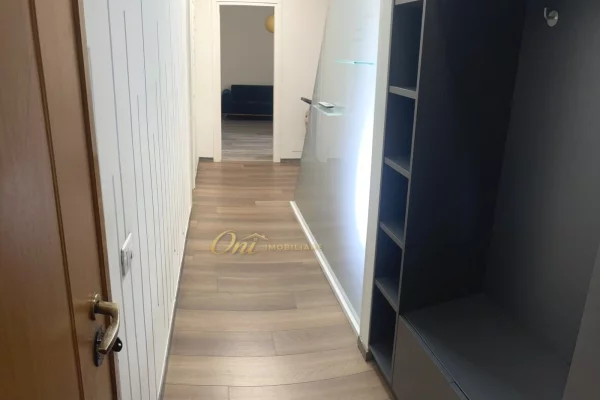 RRUGA E KAVAJES AMBIENT ZYRE PER QERA 