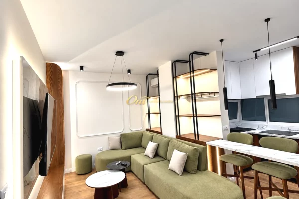 Shtepi me qera 2+1 ne Tirane - 85,000 Leke